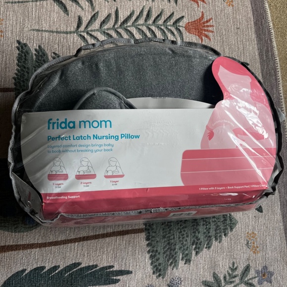 Frida Mom Nursing Pillow - Picture 2 of 2